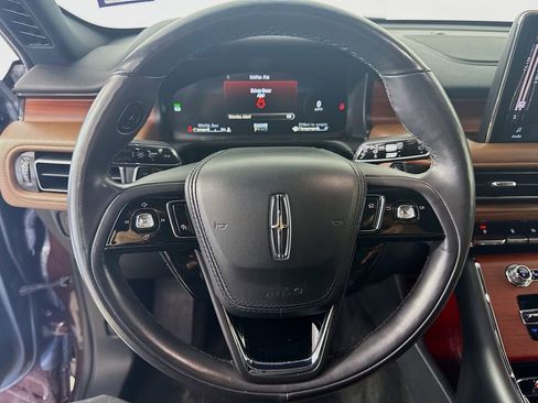 Used 2021 Lincoln Aviator Reserve w/ Equipment Group 201A image 12