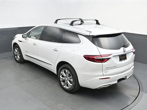 Used 2021 Buick Enclave Avenir w/ Avenir Technology Package AWD/4WD image 29