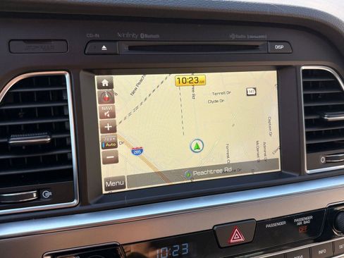 Used 2015 Hyundai Sonata Limited w/ Option Group 05 image 29