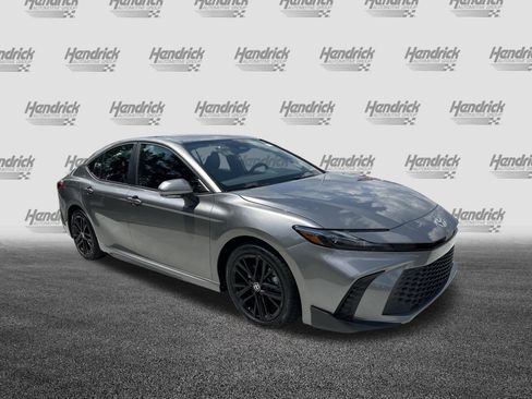 Certified 2025 Toyota Camry SE FWD image 2