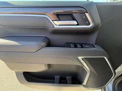 New 2026 Chevrolet Silverado 1500 LT image 12