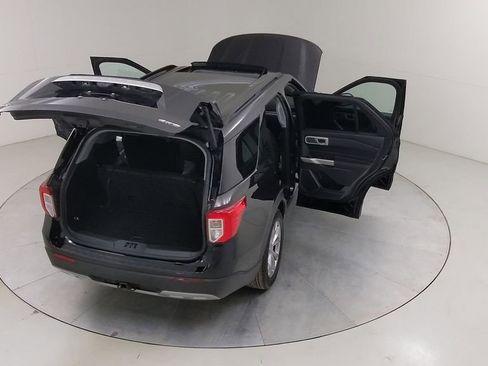 Certified 2023 Ford Explorer XLT w/ Equipment Group 202A image 53