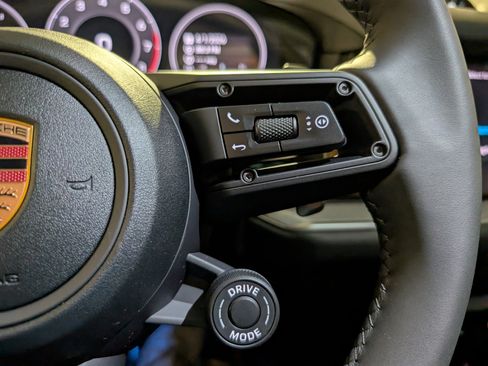 New 2026 Porsche Cayenne Coupe image 27