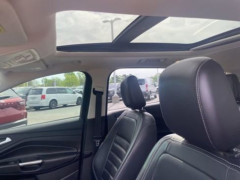 Used 2018 Ford Escape SEL image 12