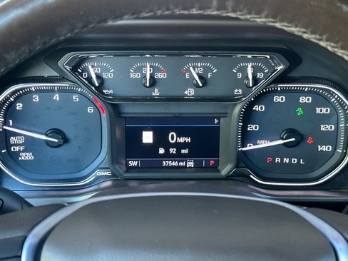 Used 2019 GMC Sierra 1500 SLT w/ SLT Premium Plus Package AWD/4WD image 27