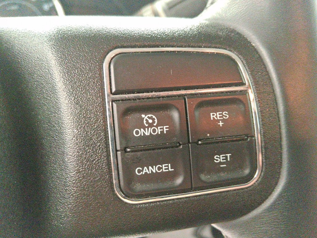 Used 2015 Jeep Wrangler Sport w/ Quick Order Package 24S AWD/4WD image 17