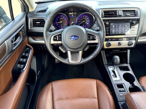 Used 2017 Subaru Outback 3.6R Touring image 24