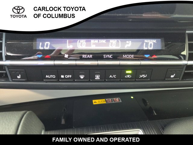 Used 2026 Toyota Sienna XLE FWD image 29