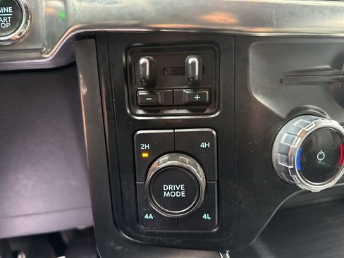 Used 2023 Ford F150 Lariat w/ Equipment Group 502A High image 32