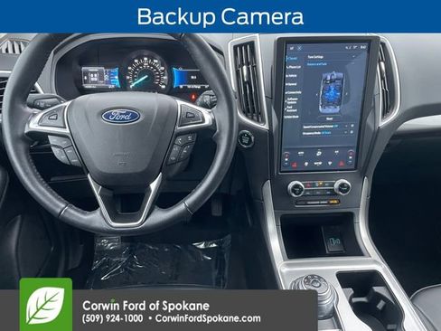 Used 2024 Ford Edge SEL image 4