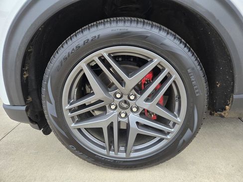 Used 2025 Ford Explorer ST w/ Sun And Sound Package image 50