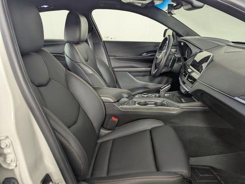 Used 2022 Cadillac CT4 V image 26