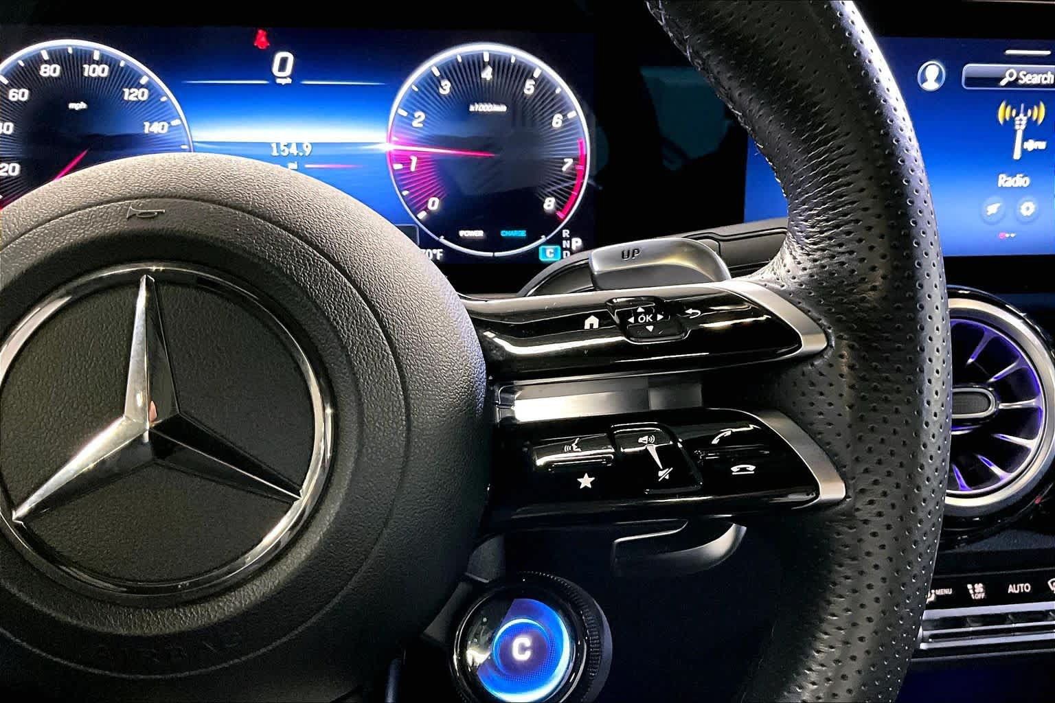 Certified 2025 Mercedes-Benz GLB 35 AMG 4MATIC image 25