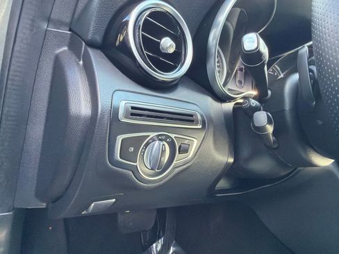 Used 2018 Mercedes-Benz C 300 4MATIC Sedan image 29