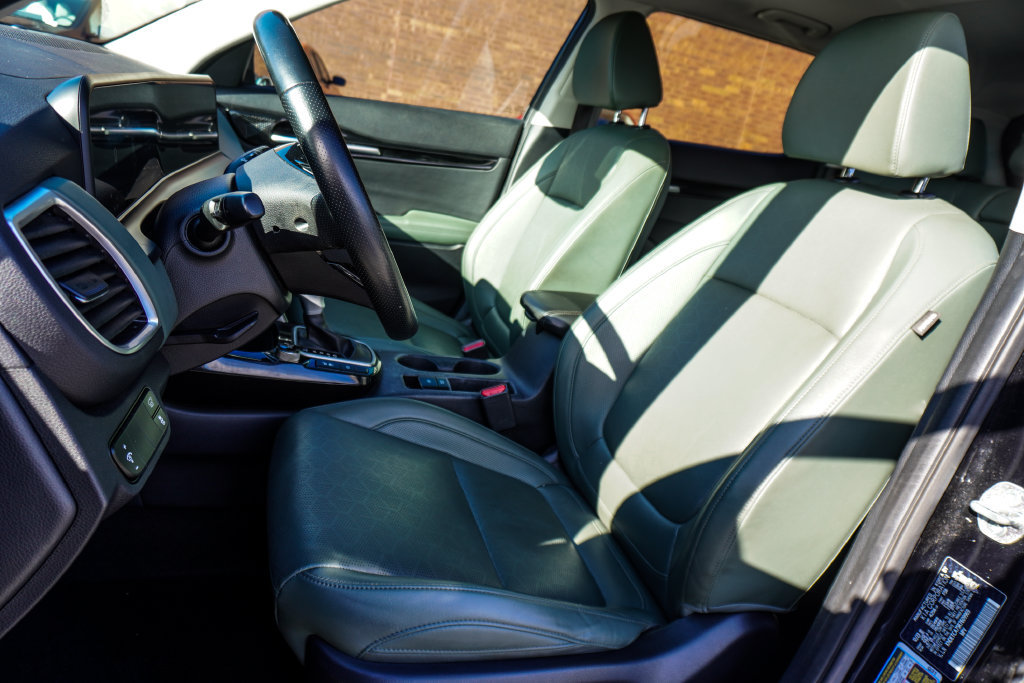 Used 2024 Kia Seltos SX w/ SX Sunroof Package AWD/4WD image 6