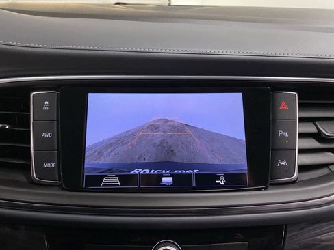 Used 2020 Buick Enclave Premium w/ Sun and Sites Package image 26