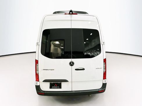 Used 2025 Mercedes-Benz Sprinter 2500 image 7