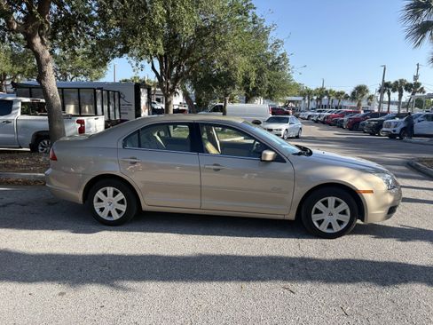 Used 2007 Mercury Milan image 8