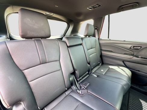 Used 2023 Honda Passport TrailSport image 28