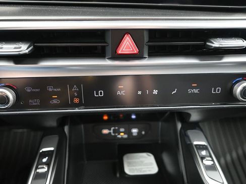 New 2026 Kia Sorento EX AWD/4WD image 21
