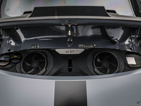 Used 2023 Porsche 911 GT3 RWD image 3