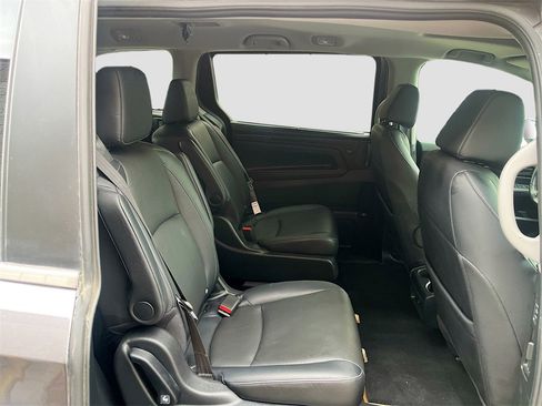 Used 2023 Honda Odyssey EX-L image 28