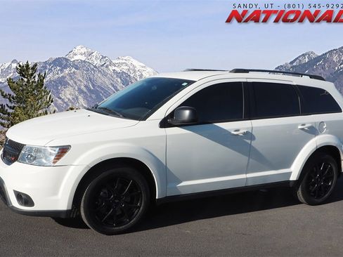 Used 2018 Dodge Journey SXT w/ Blacktop Package image 1