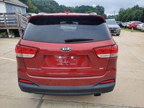 Used 2017 Kia Sorento FWD w/ LX Convenience Package image 11