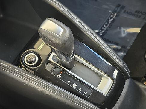 Used 2020 Nissan Kicks SV w/ Exterior Package FWD image 21