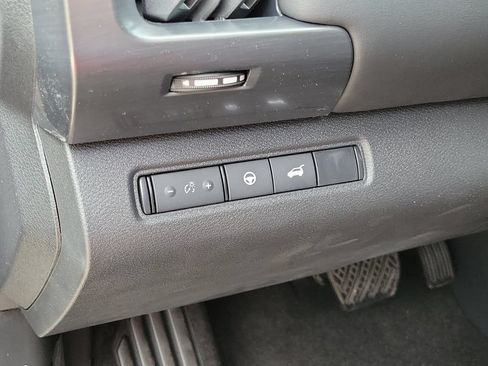New 2026 Nissan Pathfinder SL AWD/4WD image 25