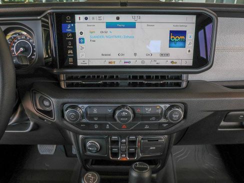 New 2026 Jeep Gladiator Sport image 14