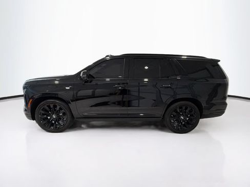 Certified 2025 Cadillac Escalade Sport Platinum w/ LPO, ONYX Package AWD/4WD image 4