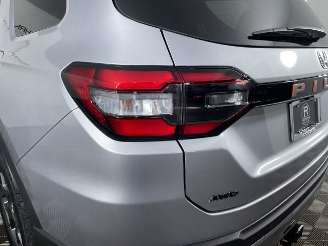 New 2026 Honda Pilot TrailSport image 17