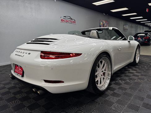 Used 2015 Porsche 911 Carrera S image 19
