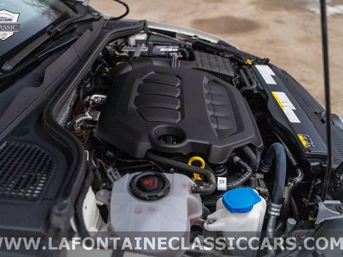 Used 2022 Volkswagen Golf R image 32