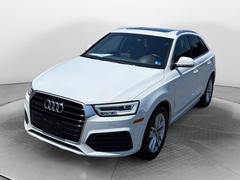 Used 2018 Audi Q3 2.0T Premium Plus w/ Premium Plus Package AWD/4WD image 3