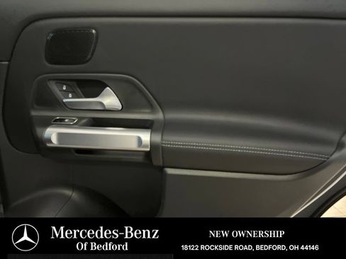 Used 2026 Mercedes-Benz GLB 250 4MATIC image 18