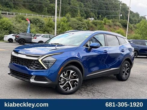 Used 2024 Kia Sportage EX AWD/4WD image 2