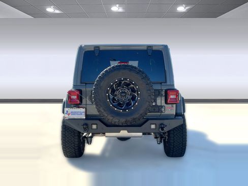 Used 2023 Jeep Wrangler Unlimited Rubicon 392 w/ Xtreme Recon 35" Tire Package image 10