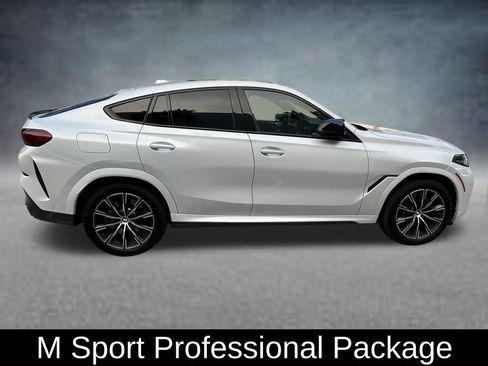 Used 2026 BMW X6 M60i AWD/4WD image 8