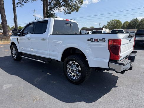 Used 2022 Ford F250 Lariat w/ Lariat Ultimate Package AWD/4WD image 2