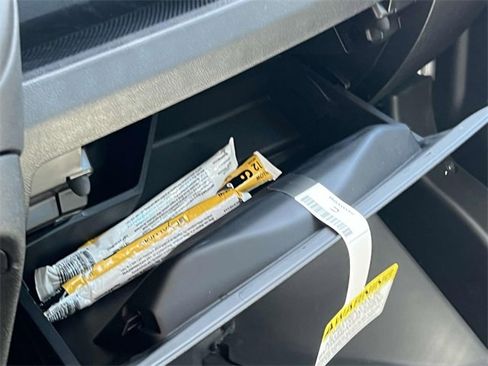 New 2024 RAM ProMaster 3500 w/ Delivery Van Package image 33