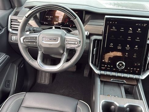 New 2026 GMC Acadia Denali w/ Super Cruise Package image 15