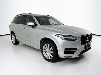 Used 2018 Volvo XC90 T5 Momentum w/ Convenience Package