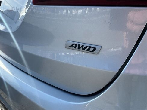 Used 2017 Hyundai Santa Fe SE w/ SE Premium Package 02 image 13