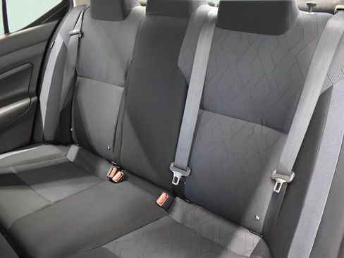 Used 2025 Nissan Versa SV FWD image 7