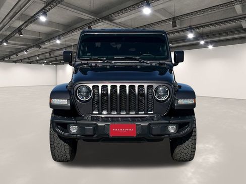 Used 2023 Jeep Gladiator Sport S image 18