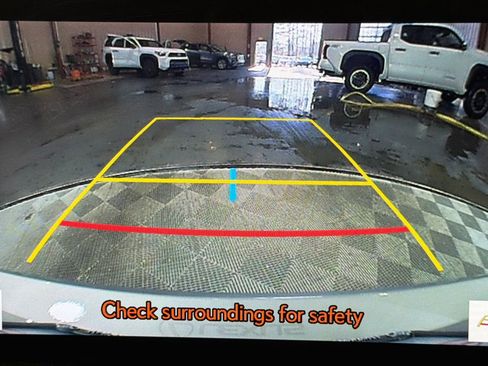 Used 2025 Lexus ES 300h w/ Premium Package image 31