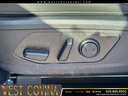 Used 2024 Kia Sorento S FWD image 22
