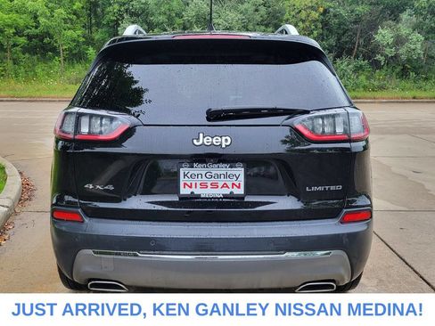 Used 2019 Jeep Cherokee Limited AWD/4WD image 4